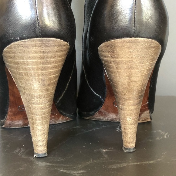 Coach Legra Black Soft Leather Heeled Ankle Boots Size 7.5 Tassel Wooden Heel - Picture 5 of 10